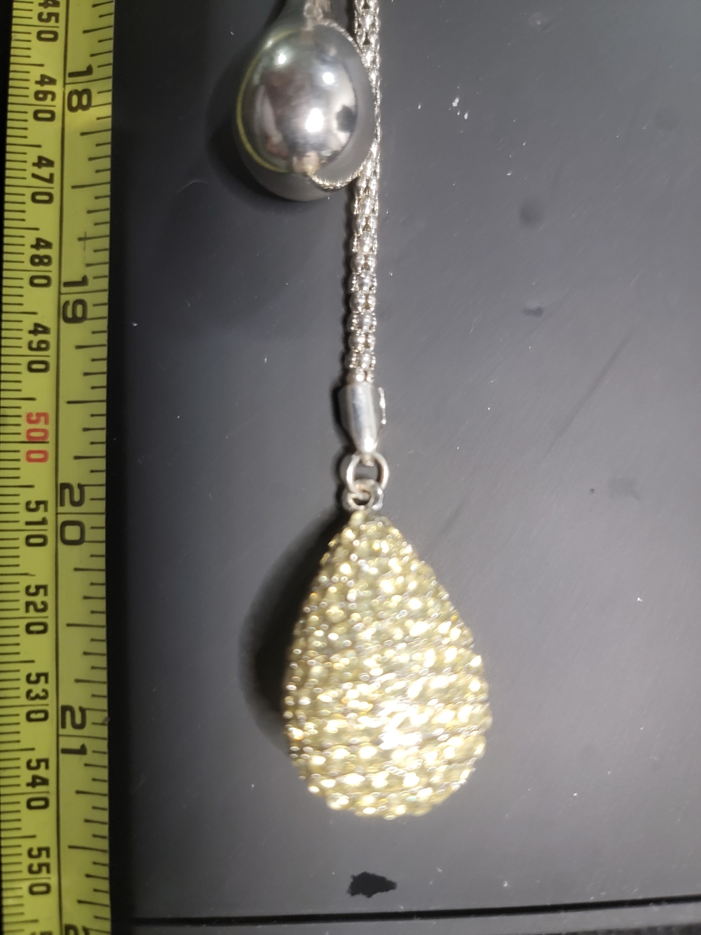 Elegant Two-Tone Teardrop Lariat Necklace - Gold and Silver - Picture 3 of 3